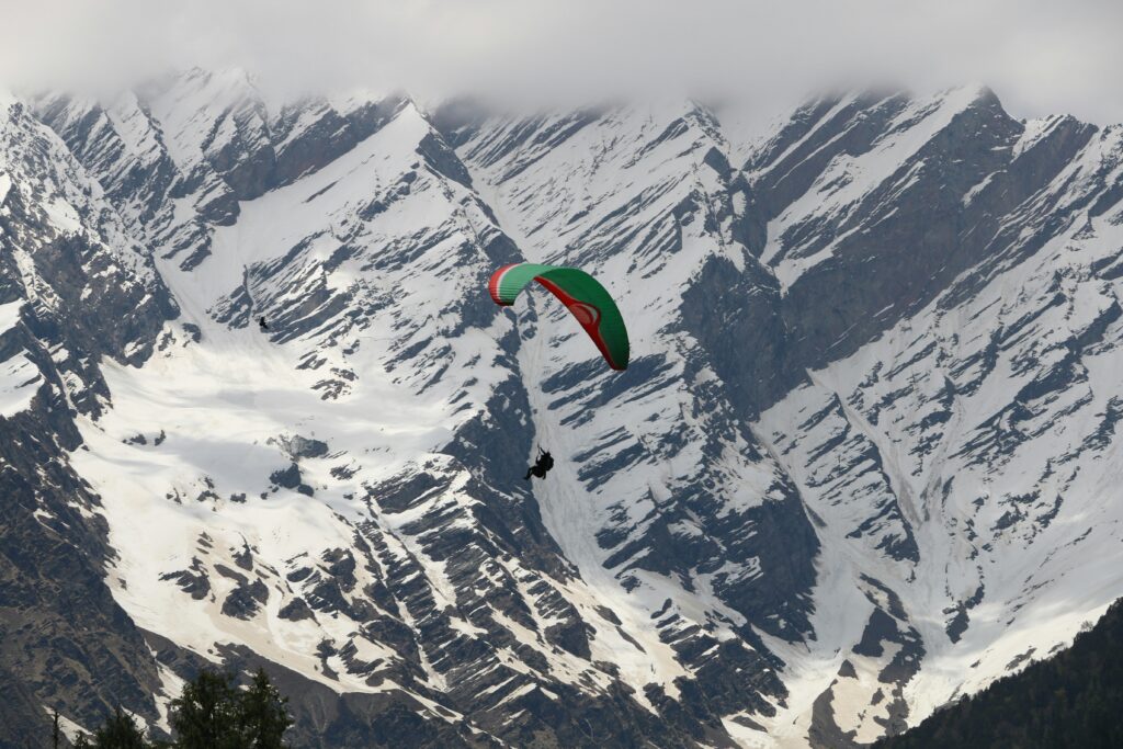 Paragliding in Himachal Pradesh